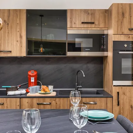 Sud - Triolet A109 - Happy * Chamonix