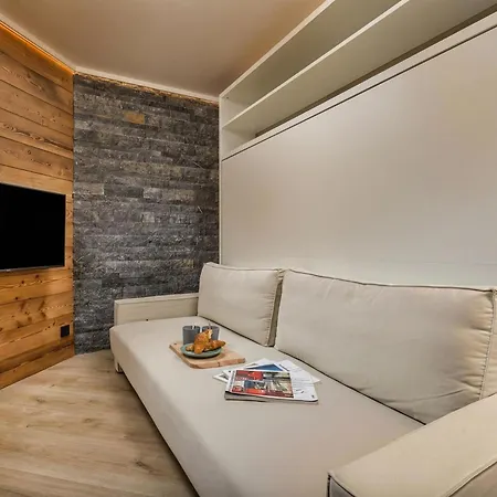 Sud - Triolet A109 - Happy * Chamonix